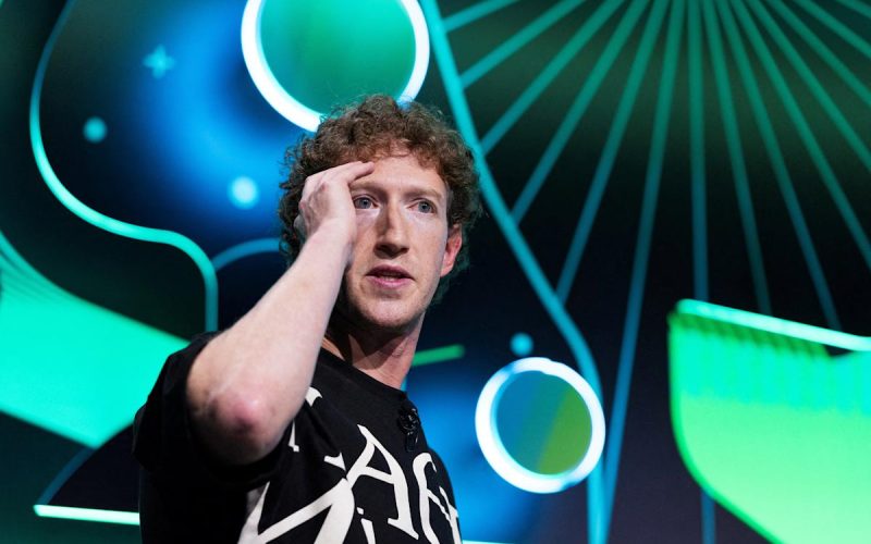 mark-zuckerberg-shares-a-confusing-vision-for-ai-‘superintelligence’