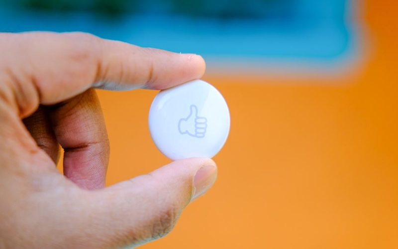 airtag-deal:-pick-up-a-four-pack-of-bluetooth-trackers-for-a-record-low-price